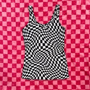 No Boundaries Black & White Optical Warp Check Tank Top